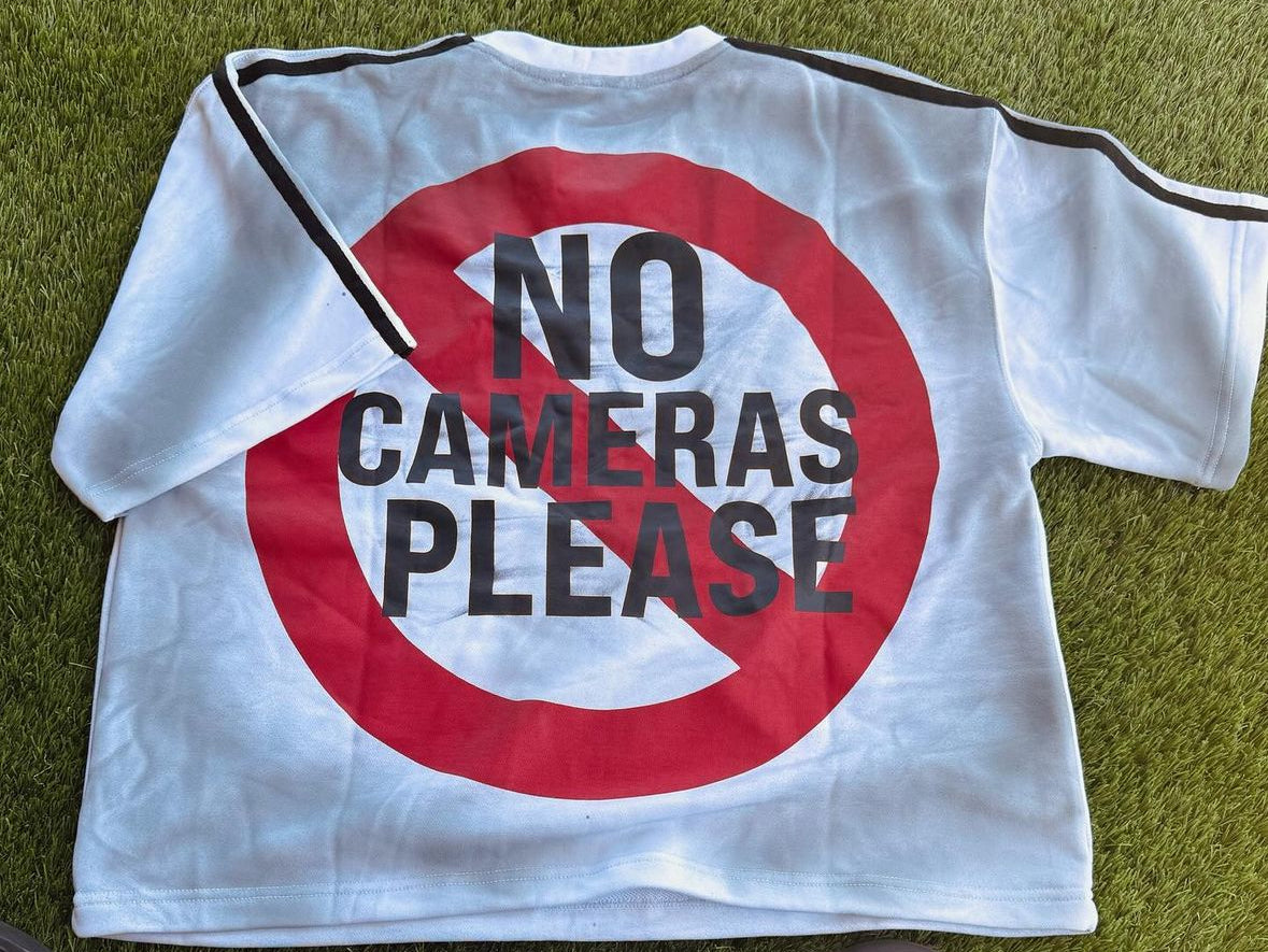 No Cameras